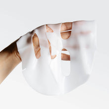 Afbeelding in Gallery-weergave laden, BIOEFFECT Recovery Hydrogel Mask, tweedelig hydraterend hydrogelmasker voor de gevoelige en gestreste huid.
